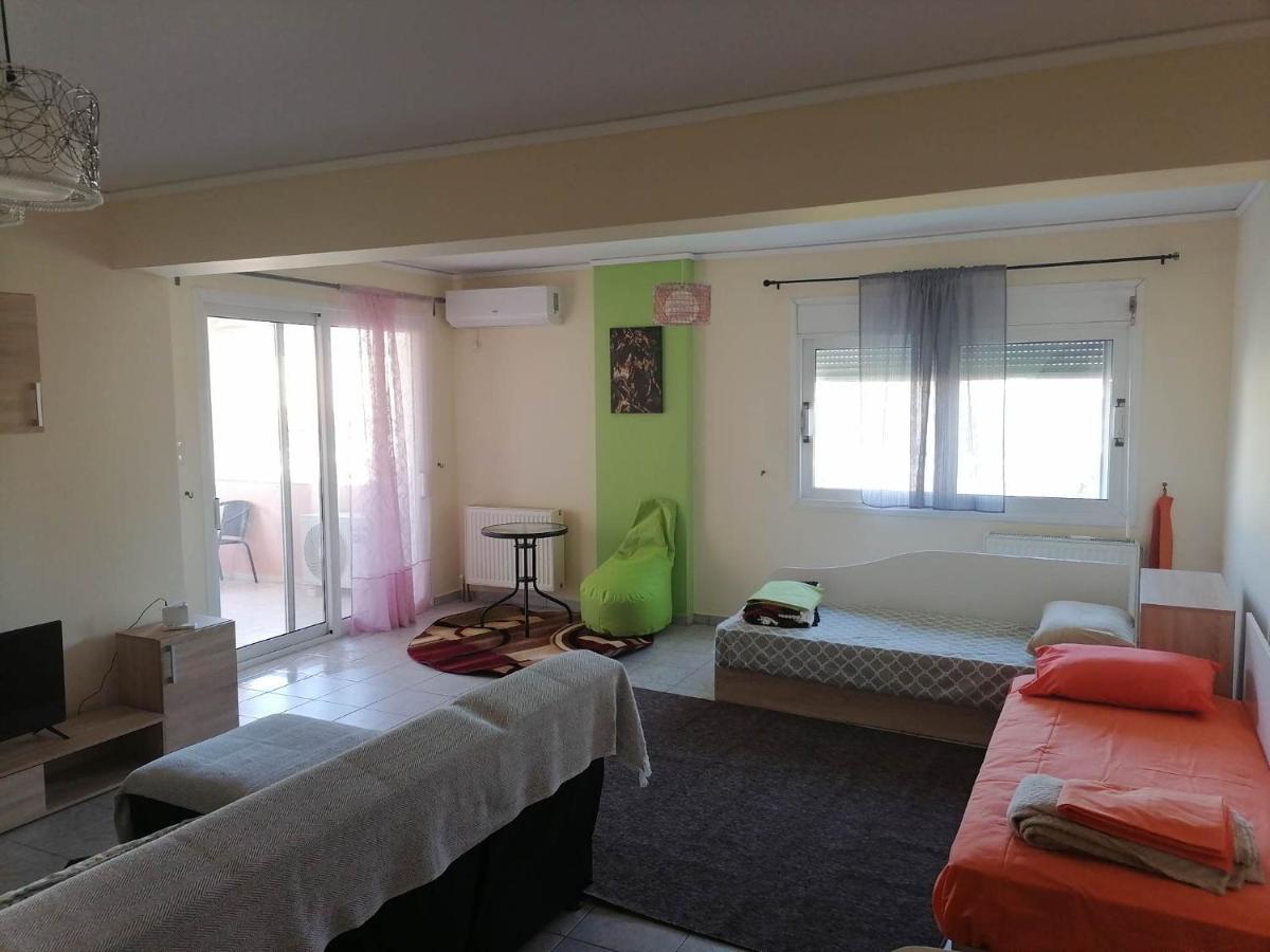 Treasure Star B&B Salamina Exterior foto